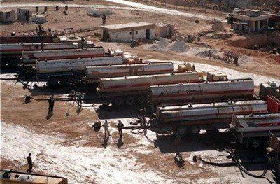 مسؤول يمني : أزمة المشتقات النفطية بامانة العاصمة بسب احتجاز مسلحين قبليين لــ70 ناقلة نفط بمأرب