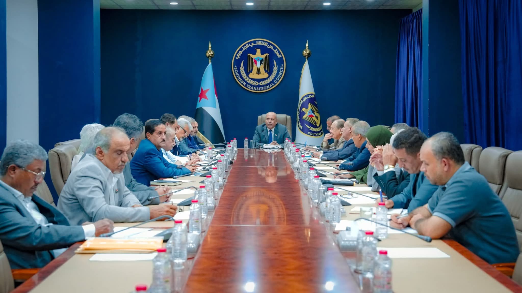 هيئة رئاسة الانتقالي تؤكد على ضرورة إحداث إصلاحات شاملة في مؤسسات الدولة لإخراج البلاد من أزمتها