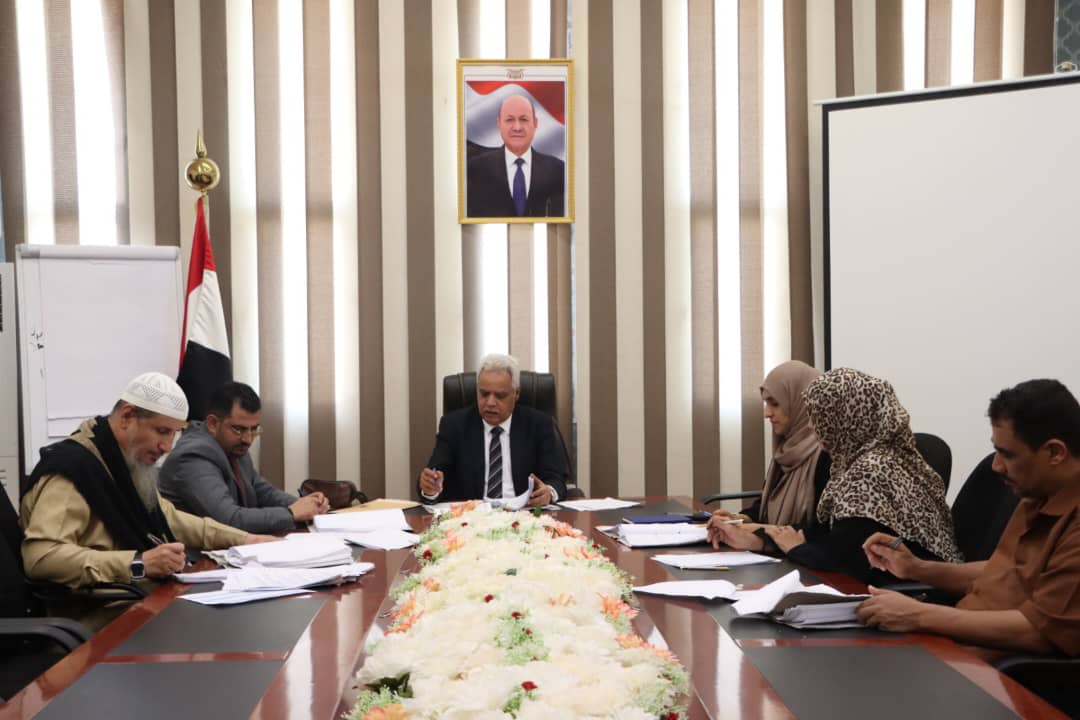 نائب وزير العدل يترأس اجتماع لجنة شؤون الموظفين لمناقشة التظلمات والطلبات الوظيفية