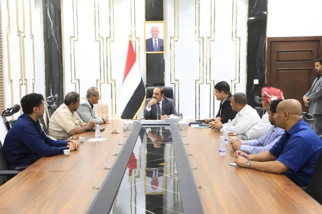 محافظ حضرموت يرعى توقيع عقود مشاريع تحسين لشوارع مدينة المكلا وتطوير البنية التحتية